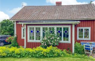 4 Bedroom Cozy Home In Ellös - Ellös - 3
