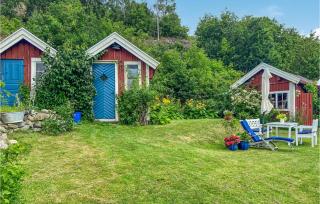 4 Bedroom Cozy Home In Ellös - Ellös - 2