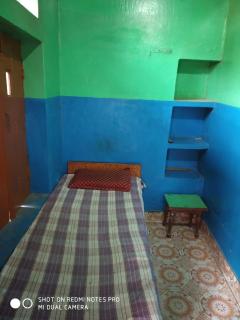 Yatri niwas home stay - Varanasi - 9