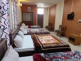 Rainbow Cottages - Ooty - 9