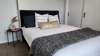Enfield Lux - Auckland - 3