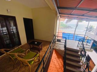 Karma Beach Hotel - 8