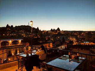 Elegance Cave Suites & Restaurant - Göreme - 1