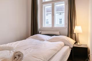 Spacious 2BR Apt.-Near Wiener Stadthalle - Wenen - 3