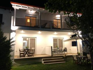 Enigma Suites - Paralia Sikias - 7