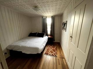 Cute 6-Bedroom Getaway in the heart of Littleton - Littleton - 8