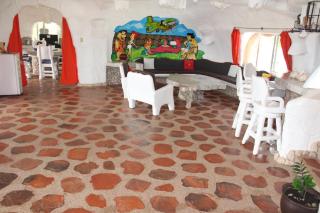 Flintstone cave house - Poctoy - 7