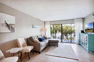 Land's End 1-306 Bay Front- Premier - 9