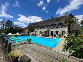 Magnifique villa pierre, toit de chaume et piscine - 9