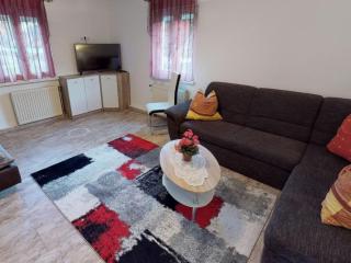 Pretty holiday home in Bodensdorf am Ossiacher See - Tratten - 9