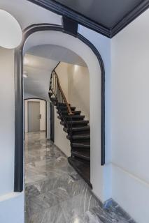 Stylish Retro Suites - 1