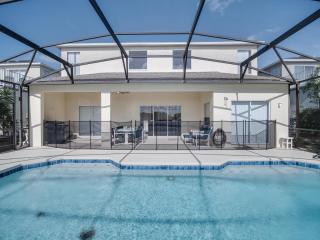 Sunny, Family-Friendly Villa with Large Pool in Gated Community Near Disney - 8