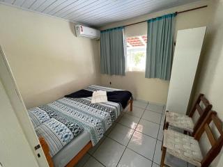 Casa Brisa do Mar Itapoá conforto à uma quadra da praia - Itapoa - 9