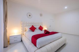 Luxury minimalist villa White Angel in Seminyak - Seminyak - 3