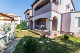 Apartments Vukalovic 2 - Medulin - 0