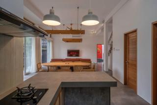 Villa Ikris - tranquil oasis in the heart of Canggu - Canggu - 5