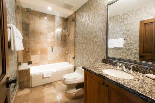 Premium Luxury One Bedroom with Hot Tub apartment hotel - 1