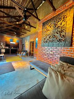 Classic Traditional Villa with Breathtaking View Pool WIFI - 7