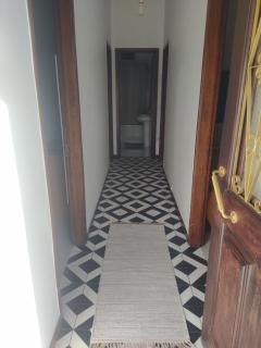 Bus Stop House 84 - 6