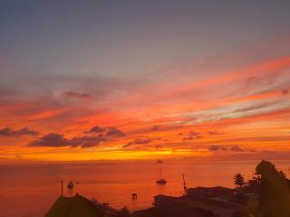 Lovely 2 Bedroom Apartment with shared pool - 1