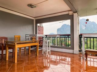 Bountang Mountain View Riverside Hotel - 2