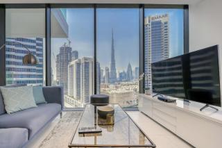Maison Privee - Luxury Apt with Burj Khalifa Vw & Dubai Canal Access - Dubai - 7