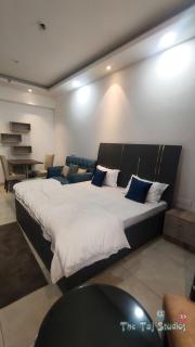 Taj Studios-Serviced Studio Apartment - 4