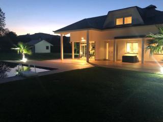 Villa LA PERLA con piscina privada - Parbayón - 6