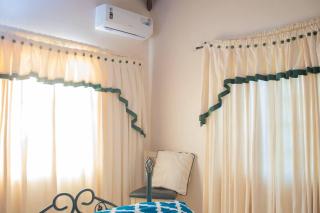 lovely 2 bedroom Apt 4 warm cosy comfortable - Belmont - 1