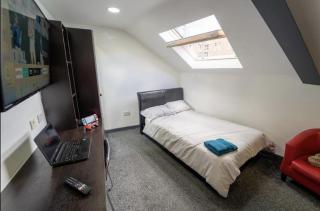 Fully Serviced studio available close to the city - Birmingham - 9