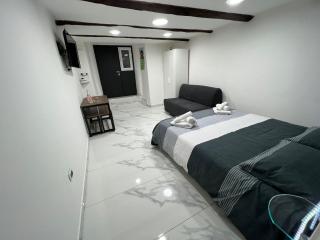 NUVISA - Napels - 2