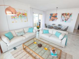 VACATION MARBELLA I Puerto Banus Sea Front, Best View, 24-7 Security, Pool - Marbella - 9