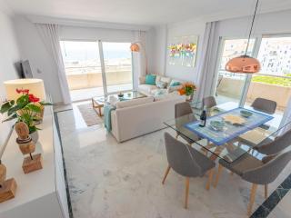 VACATION MARBELLA I Puerto Banus Sea Front, Best View, 24-7 Security, Pool - Marbella - 5