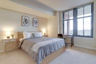 Fantastic 2 BR Condo At Pentagon City - Arlington - 2