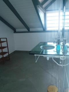 Bel hébergement indépendant, 3 pièces, terrasse très belle vue mer, proche plages, super calme - 3