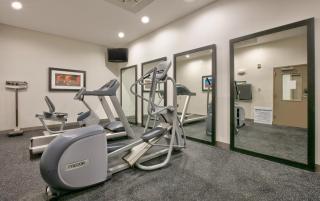 Holiday Inn Express & Suites North Dallas at Preston by IHG - 1