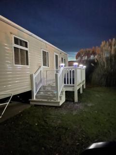 Holiday home at cherry tree holiday park Burgh castle Great Yarmouth Norfolk - Great Yarmouth - 9