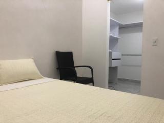 Céntrico apartamento y bien ubicado en Laureles Apto 402 - 1