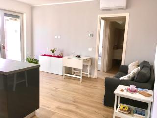 Appartamento con due camere da letto e free park - Verona - 1