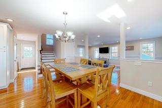 Bayberry Beauty - Nameloc Heights - 1