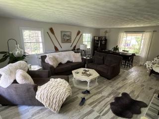 Breezeway Bay - Waterfront Full House - 8