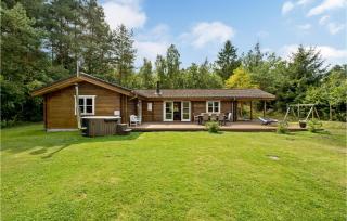 Nice Home In Ebeltoft With 4 Bedrooms - Ebeltoft - 4