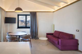 Villa Divina22- APT Icona con piscina e vista lago - 1