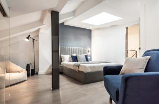 Contemporary luxe duplex in the heart of Malaga by REMS - Málaga - 6
