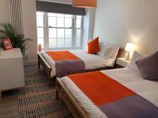 Chapel View - Huge Apartment near the Beach with Gated Parking - 7