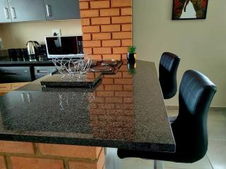 Modern 2 bedroom at Waterfall Ridge-Midrand - Midrand - 2