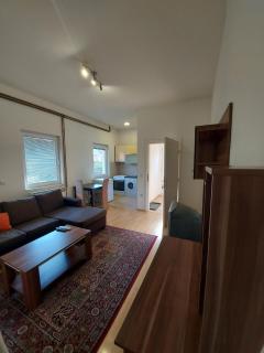 Stan na dan, IVANA, ljupki apartman sa parkingom - 2