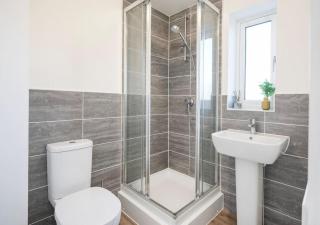 Fortified Three Bedroom Home Bristol - 3