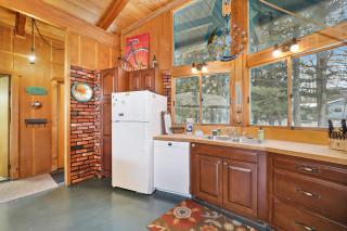 Petoskey Stone Lodge - Bellaire - 5