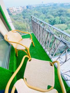 Holidazzle Serviced Apartments Bahria Town - Rawalpindi - 9